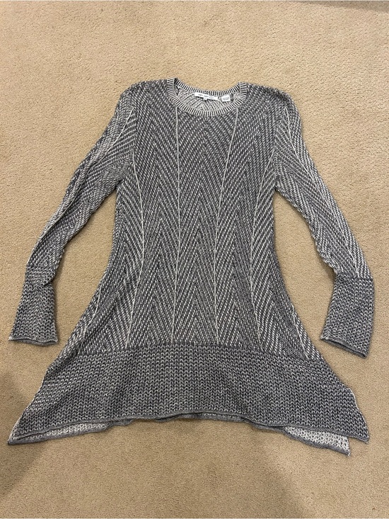 eight eight eight Dresses & Skirts - eight eight eight Marled Black and White Knit Pullover